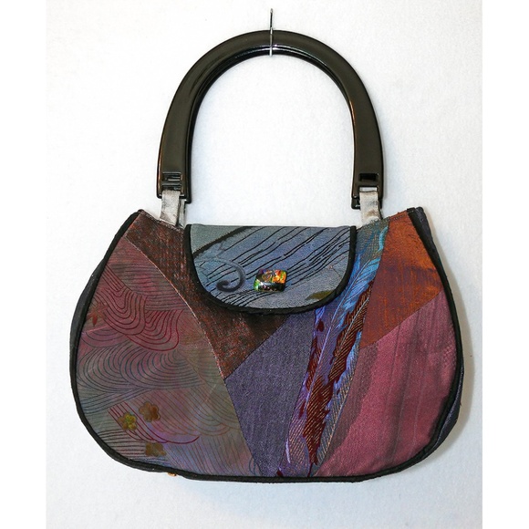 New - AFD05 - On The Town Elegance Purse Pattern - Picture 6 of 6